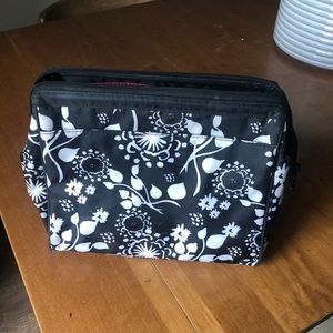 Thirty-One Large Toiletry or Make-up Bag